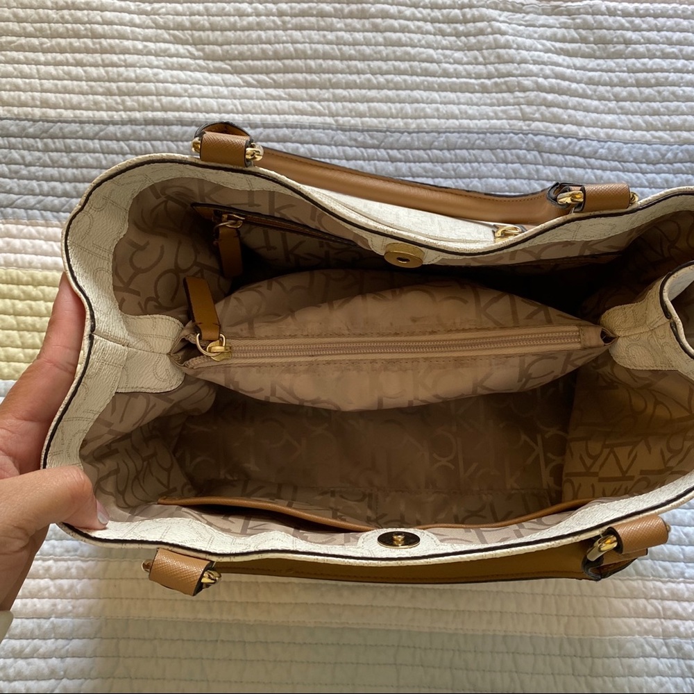 Calvin Klein Handbag - Picture 2 of 3